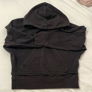 Lululemon cropped hoodie